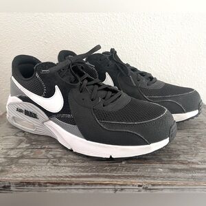 Men’s Nike Air Max Size 9 1/2